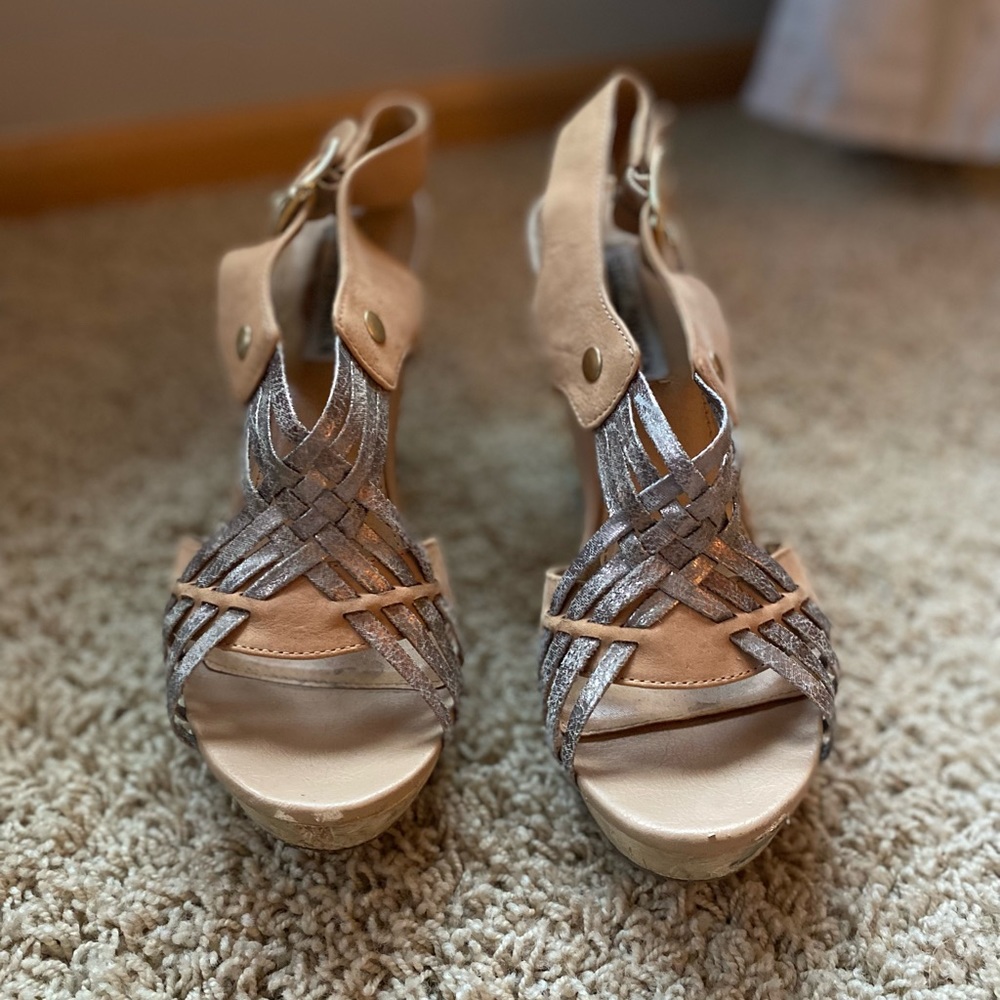 Steve Madden platform shoes